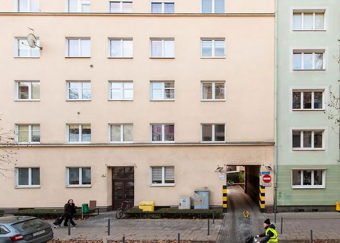 Retro Retreat By Rentujemy Apartment Poznan